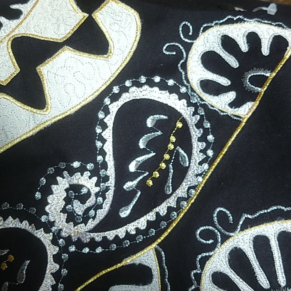 Amazing DKNY embroidered coat - Picture 8 of 8